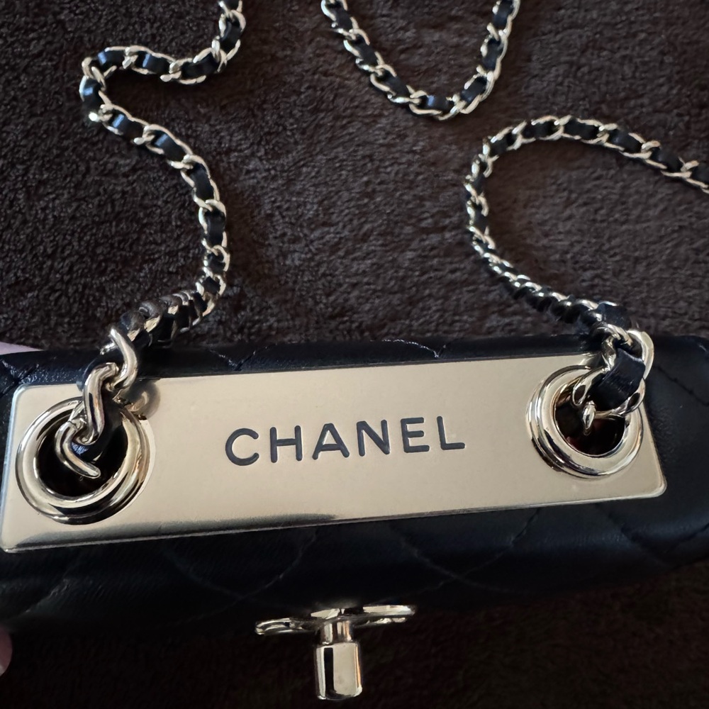 Authentic 💯 Chanel Black Quilted Leather Mini Bag - Picture 6 of 9